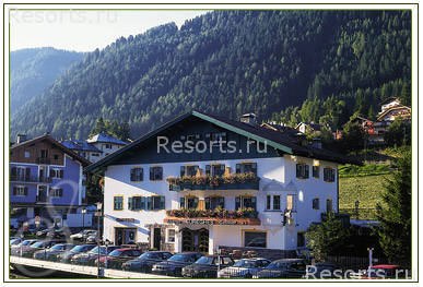 Hotel Sureghes 